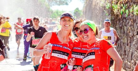 ¡Impresiona con botellas de agua personalizadas con tu logo!